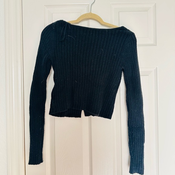 Black Ribbed Button-Up Cardigan - Picture 2 of 3